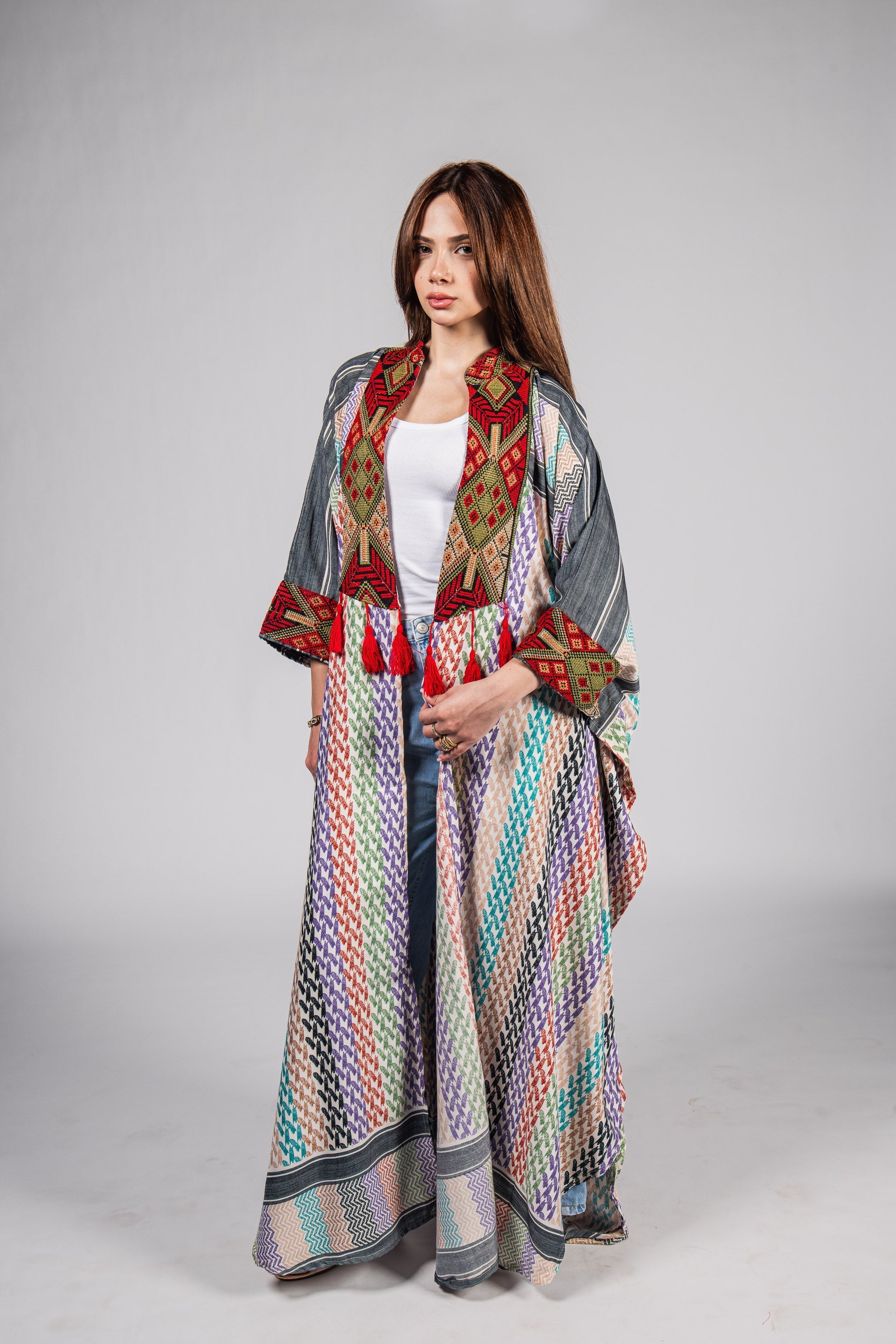 Why Every Woman Needs an Abaya, Kaftan, and Kimono in Her 2026 Wardrobe